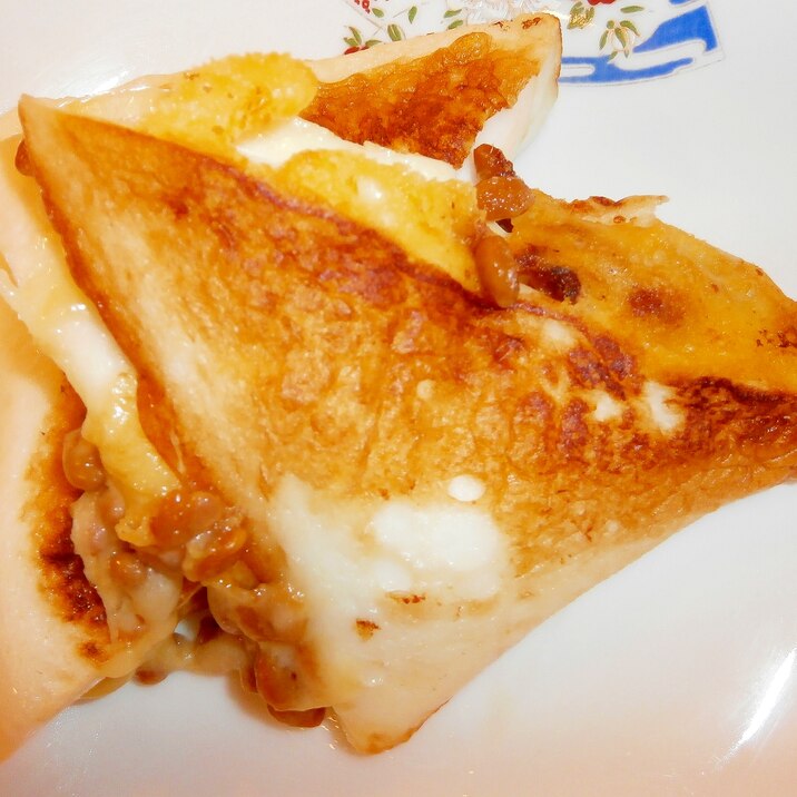 白はんぺんの納豆とチーズのはさみ焼 レシピ 作り方 By なな1151 楽天レシピ